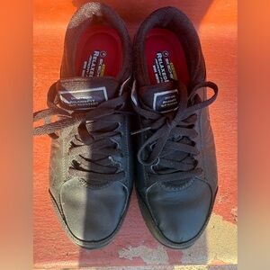 Sketchers women relaxfit slip resistant work shoes size 6